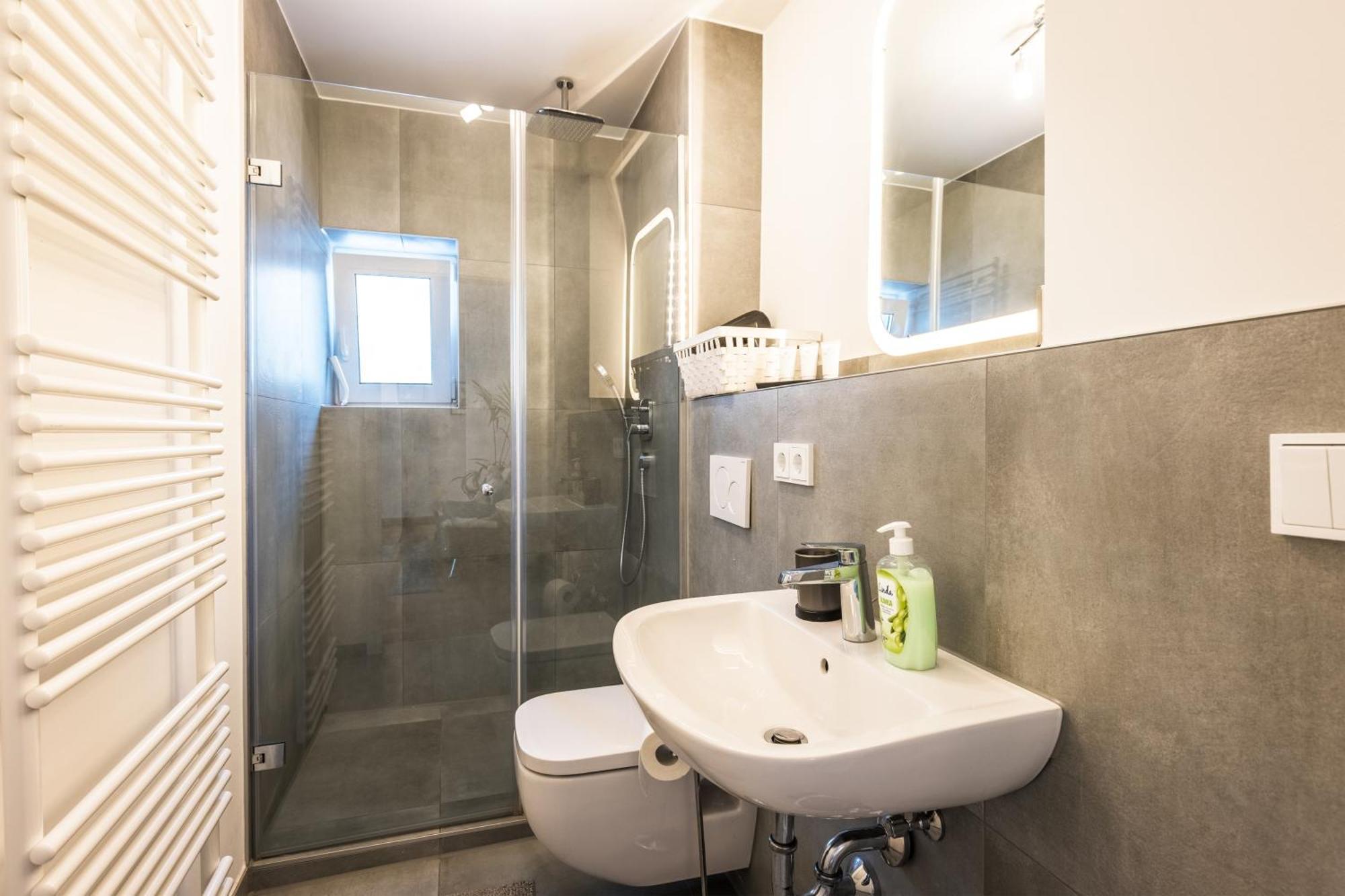 Arbio I Cozy Apartments Augsburg-Lechhausen الغرفة الصورة